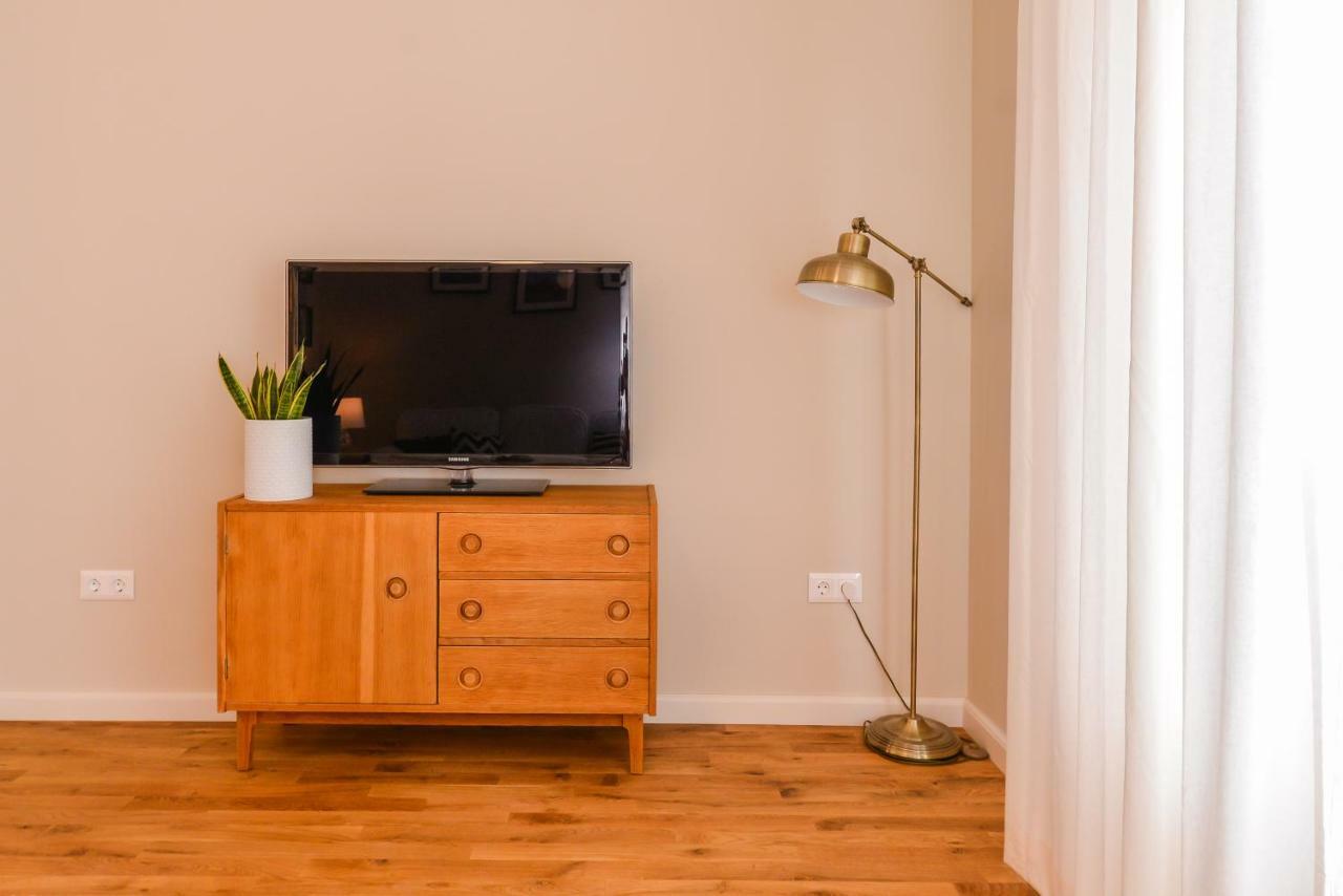 Cо́Coellie - Aesthetic 2Bd Apt Near National Palace By Flat Mаnager Szófia Kültér fotó