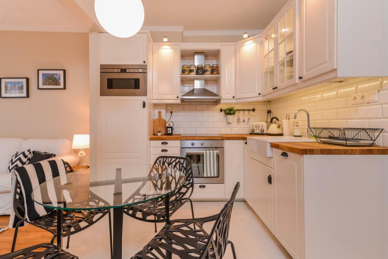 Cо́Coellie - Aesthetic 2Bd Apt Near National Palace By Flat Mаnager Szófia Kültér fotó