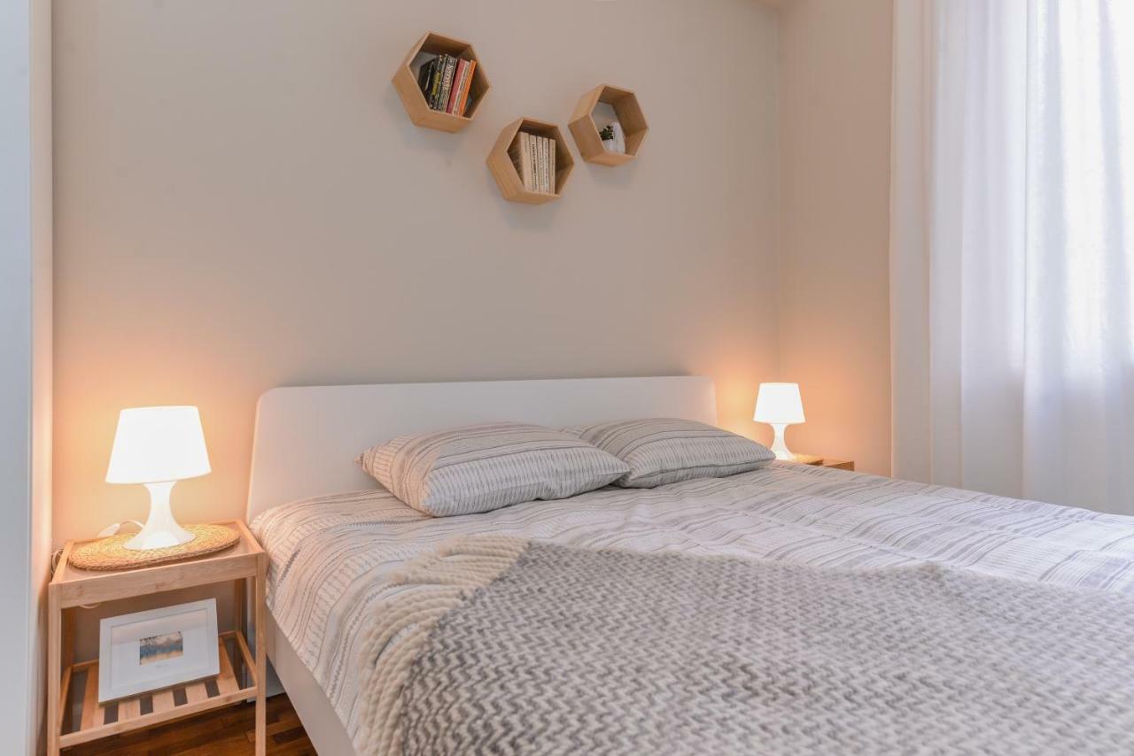 Cо́Coellie - Aesthetic 2Bd Apt Near National Palace By Flat Mаnager Szófia Kültér fotó