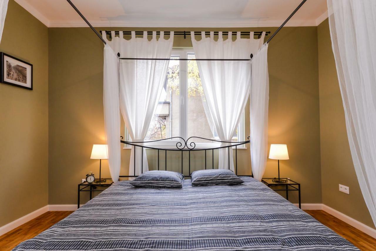Cо́Coellie - Aesthetic 2Bd Apt Near National Palace By Flat Mаnager Szófia Kültér fotó